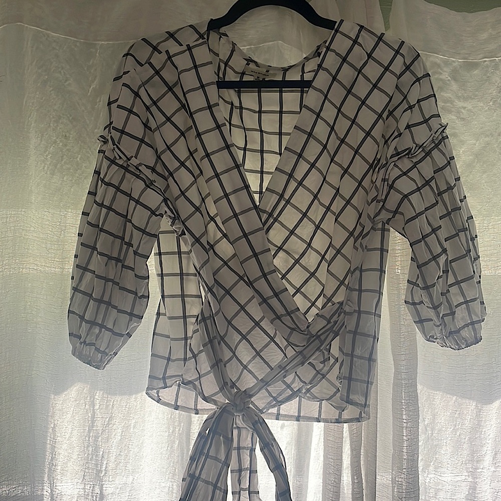 Women’s Wrap Blouse